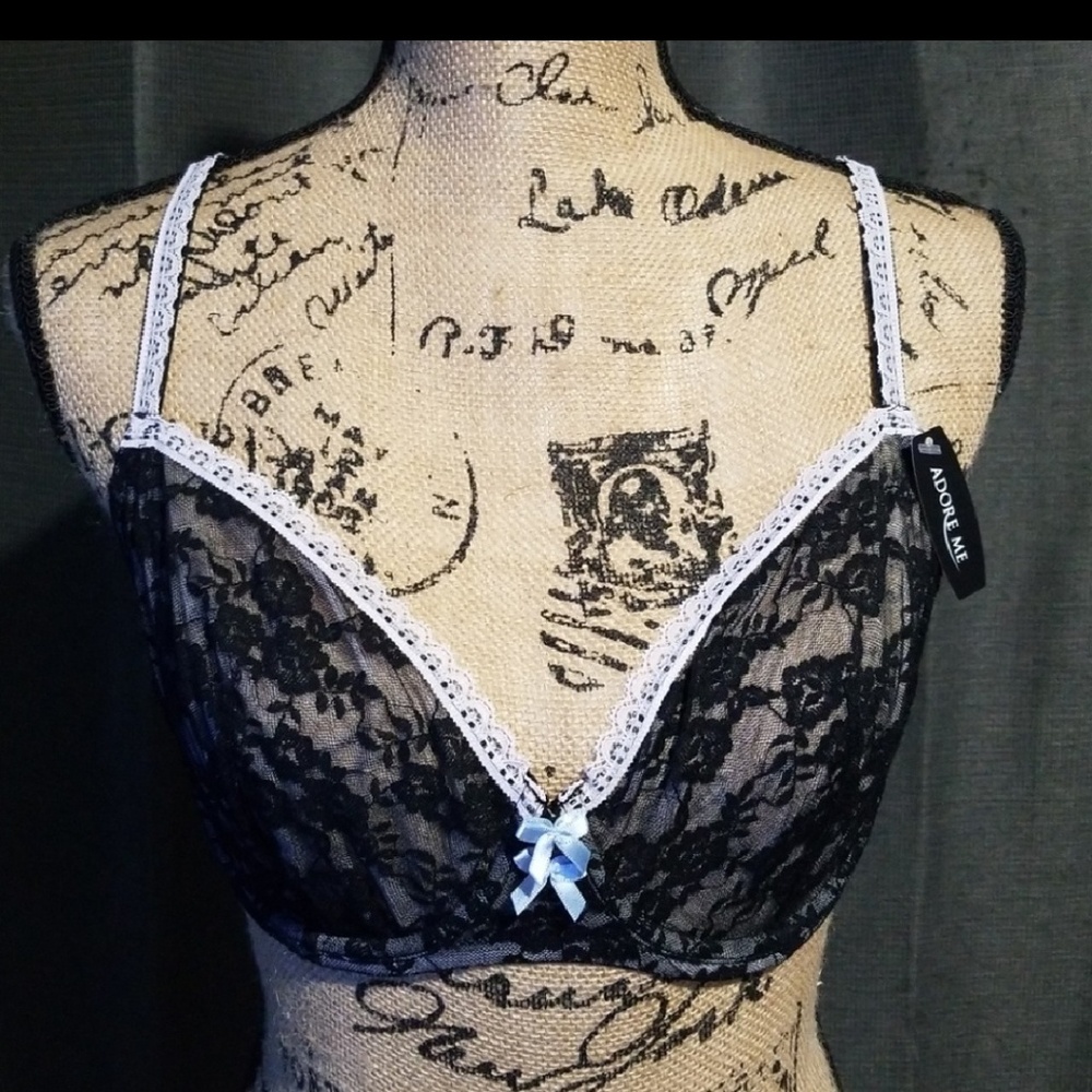 Adore me 36d